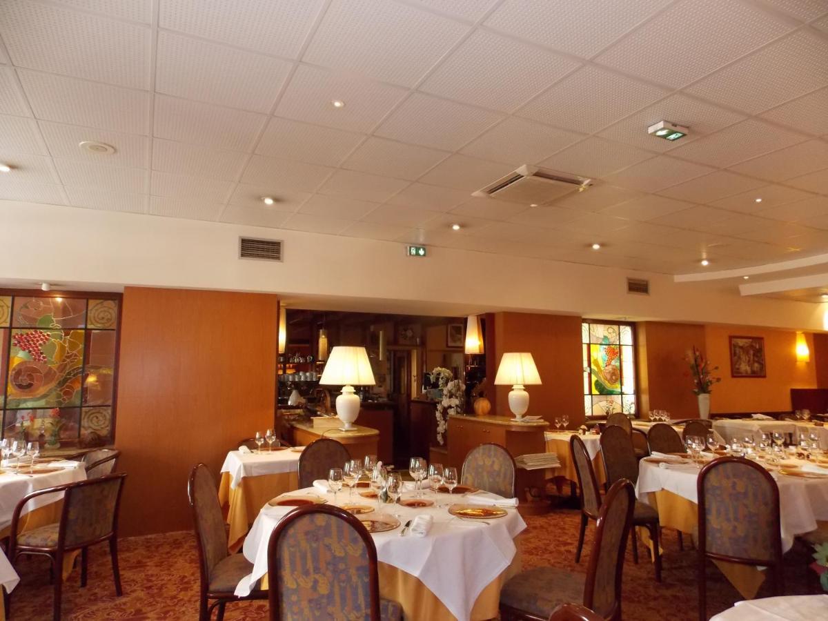 Hotel Chambord Vichy Esterno foto